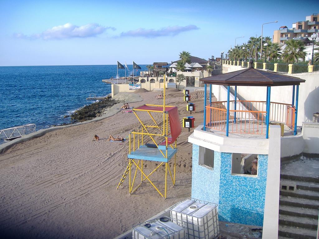 Seashells Apartments With Terrace, Just Off The Seafront In Bugibba - By Getawaysmalta St. Paul's Bay Ruang foto