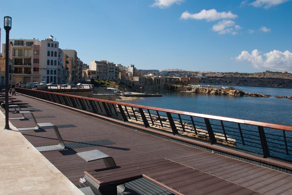 Seashells Apartments With Terrace, Just Off The Seafront In Bugibba - By Getawaysmalta St. Paul's Bay Ruang foto